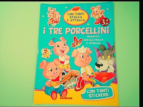 Tre porcellini con tanti - i,